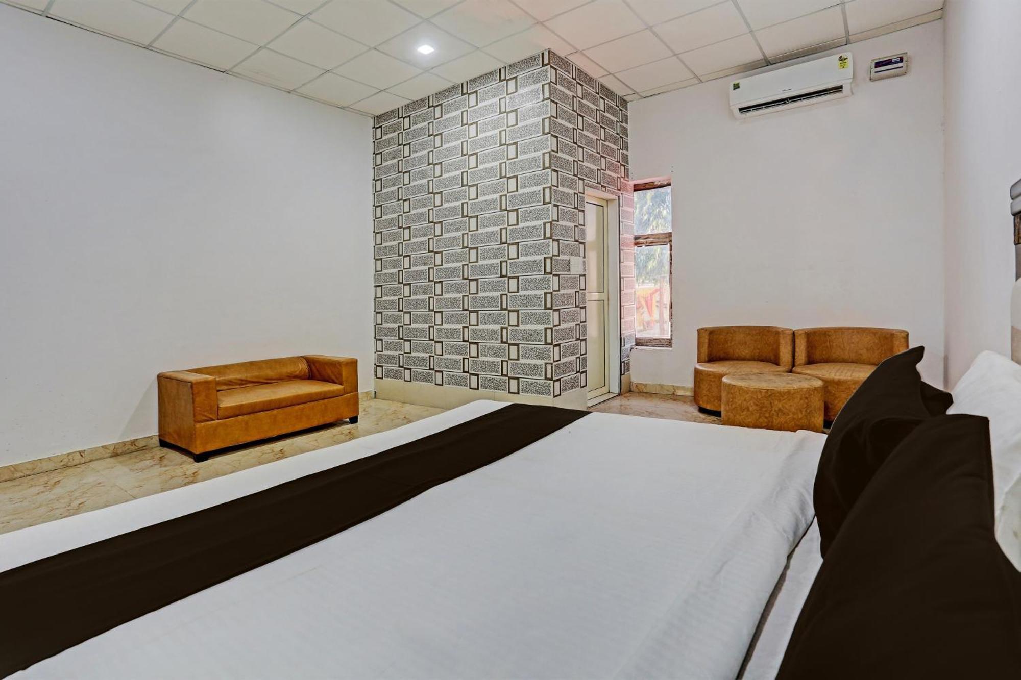 Hotel O Murliwala Wedding Palace And Resort Samalkha المظهر الخارجي الصورة